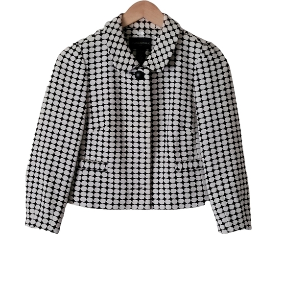 Banana Republic Jackets & Blazers - Banana Republic Tweed Crop Jacket Size 0